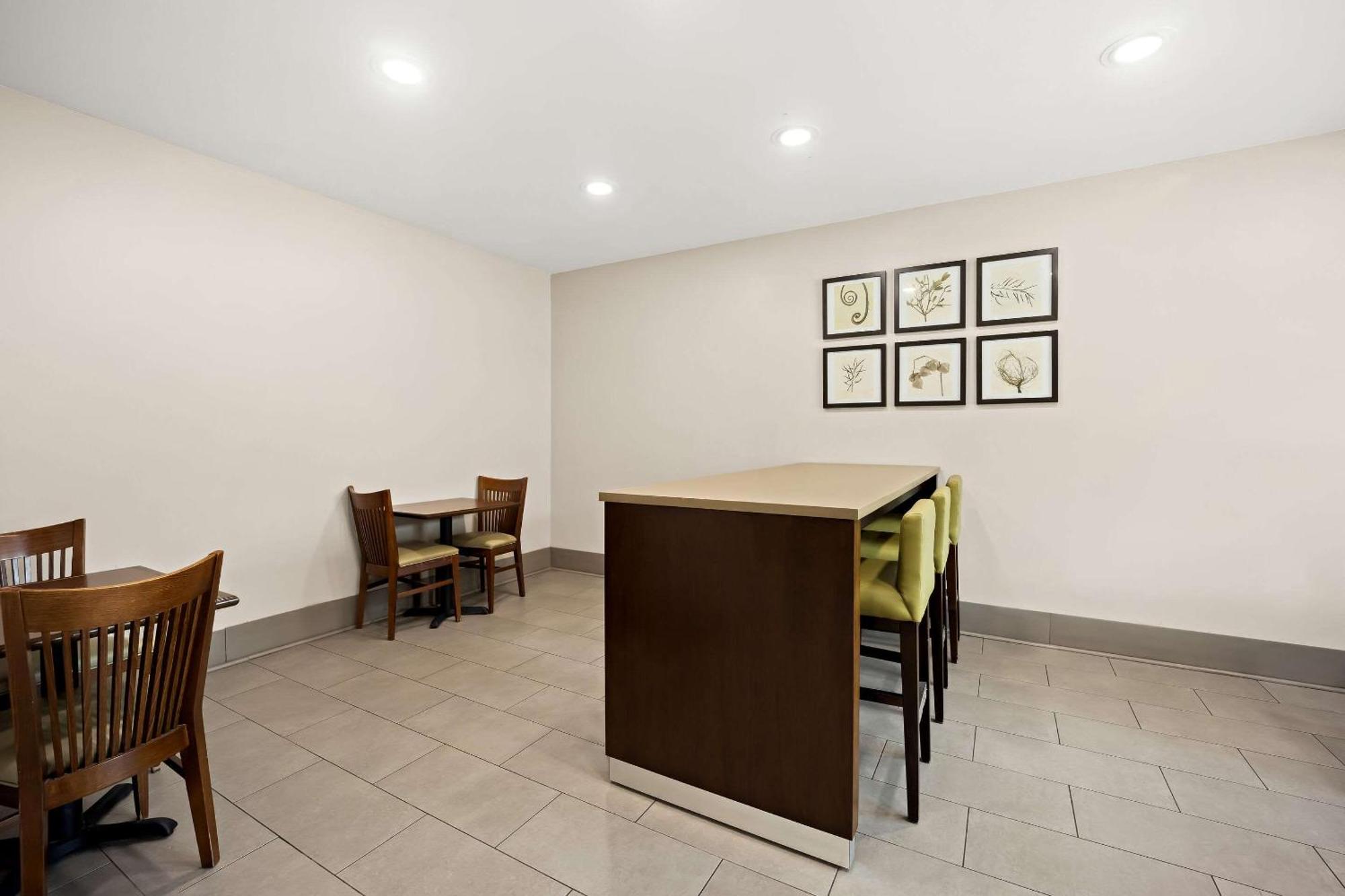 Comfort Inn & Suites High Point - Archdale 外观 照片