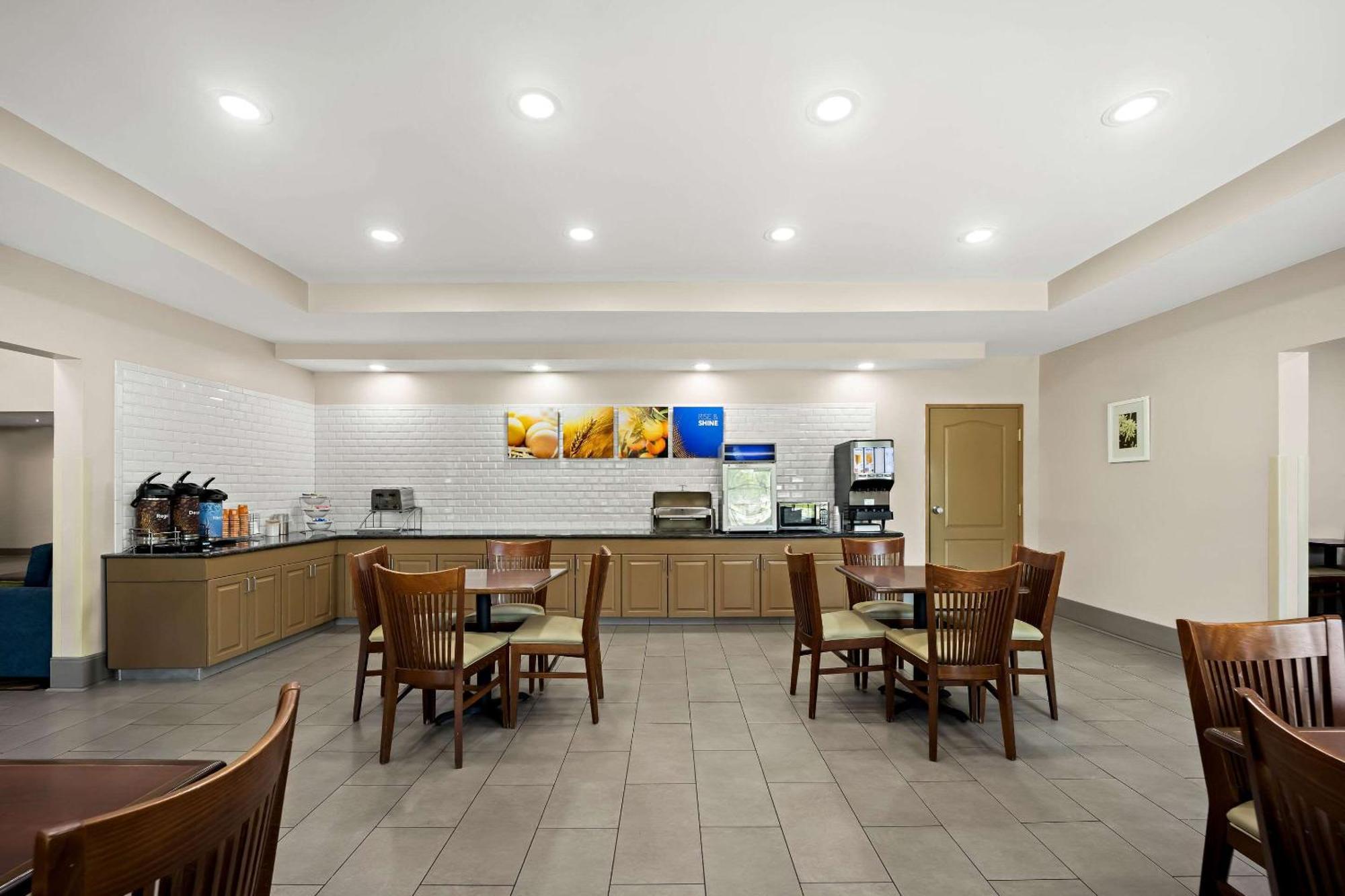 Comfort Inn & Suites High Point - Archdale 外观 照片