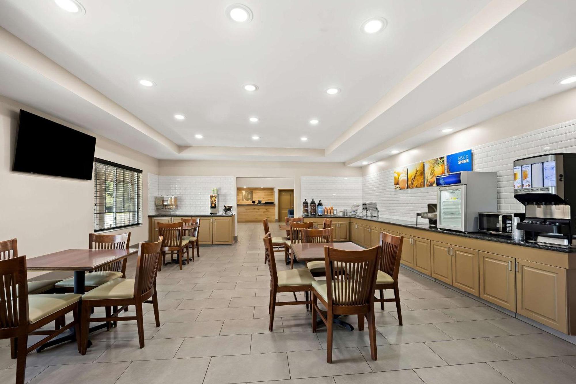 Comfort Inn & Suites High Point - Archdale 外观 照片