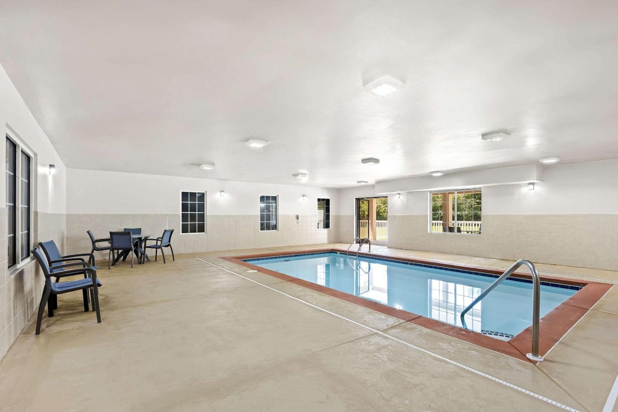 Comfort Inn & Suites High Point - Archdale 外观 照片