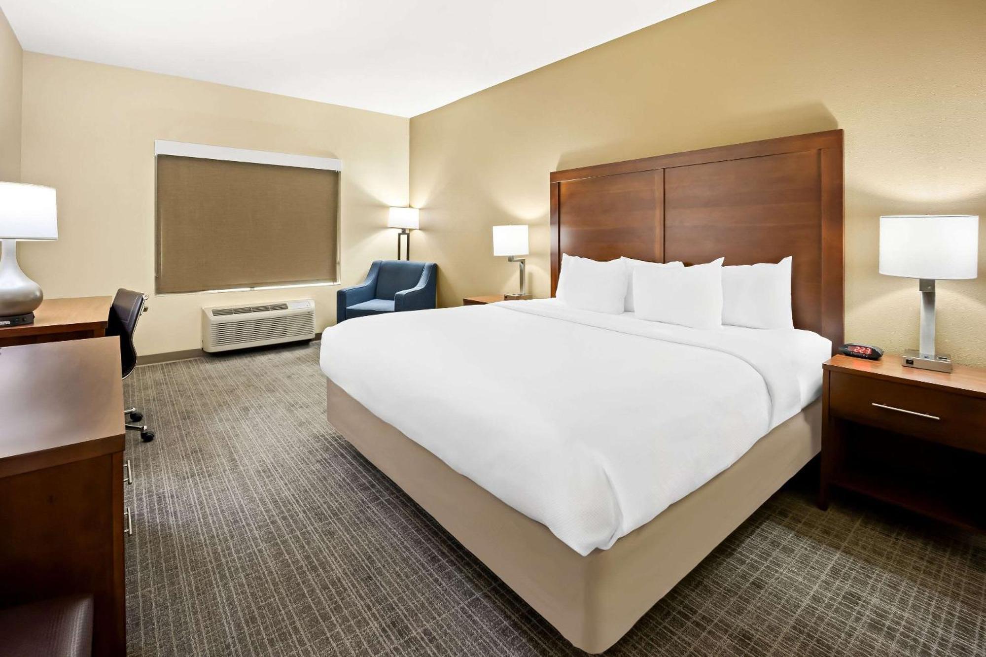 Comfort Inn & Suites High Point - Archdale 外观 照片