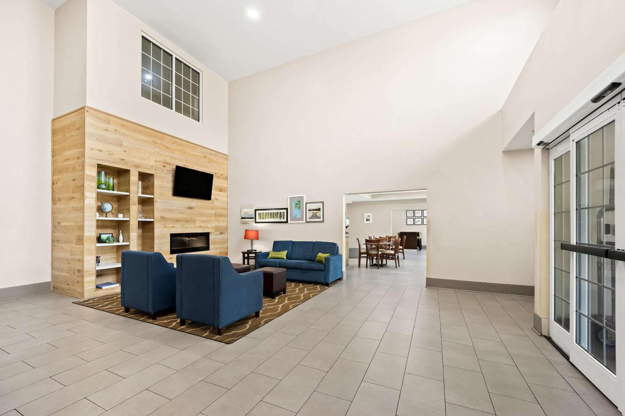 Comfort Inn & Suites High Point - Archdale 外观 照片