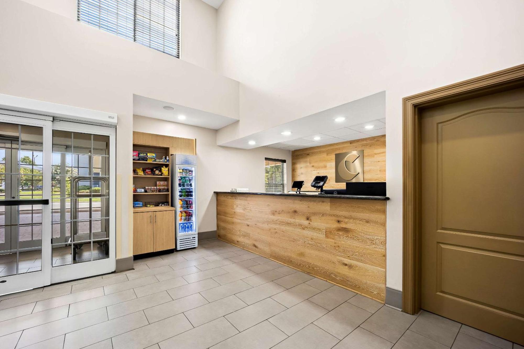 Comfort Inn & Suites High Point - Archdale 外观 照片